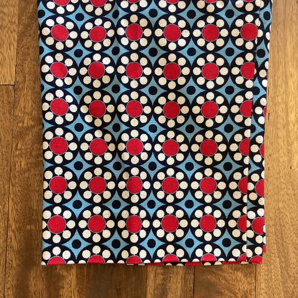 NWT NEVER WORN J. Crew Collection Kaleidoscope cafe capri pants, size 8 - Picture 6 of 7